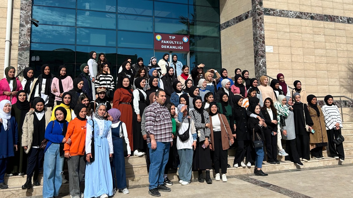 Bigep kapsamında 12. sınıflara Harran Üniversitesi gezisi yapıldı. 